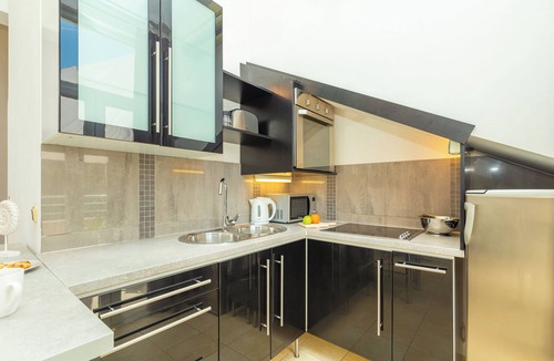 Pile Apartment | Hedera Estate, Hedera A1