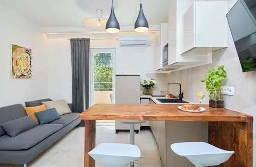Pile Apartment | Hedera Estate, Hedera A41