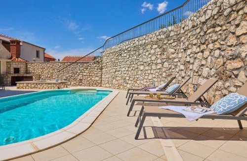 Banici Villa | Hedera Estate, Villa Hedera IX