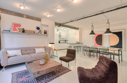 Pere Lachaise Apartment | Hedonist House - Artist & Design Loft - 10 guests - 5min. walk from metro
