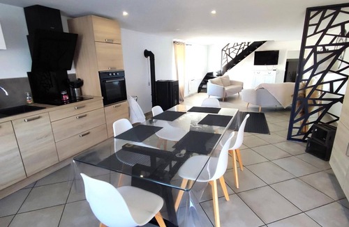 Sury House | HEIDI - SURY - Gîte