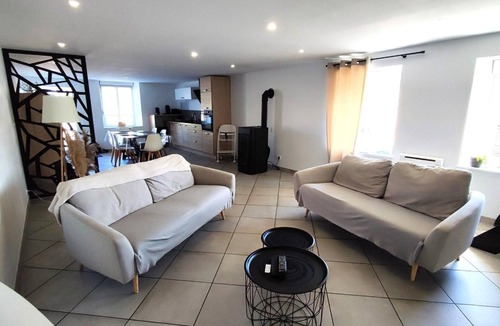 Sury House | HEIDI - SURY - Gîte