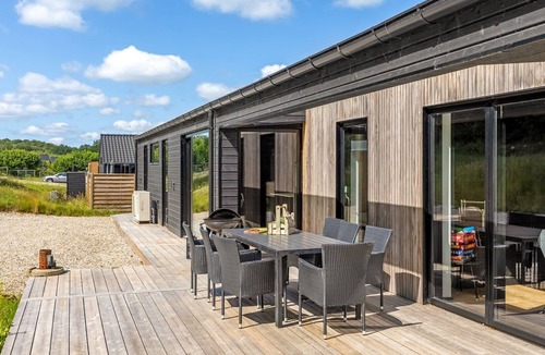 Sjølund House | "Heidie" - 600m from the sea by Interhome