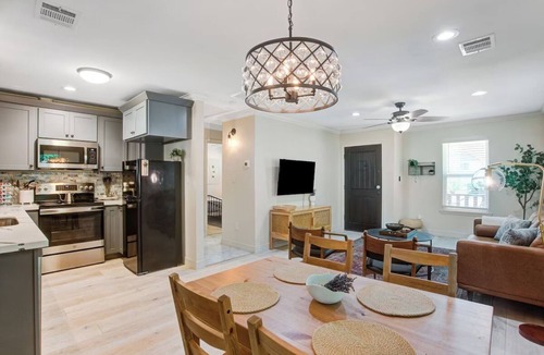 Shady Acres House | Heights Bungalow-Pet Friendly 6 miles to Downtown