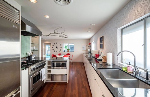 Lazybrook/Timbergrove House | Heights Bungalow with pool/hot tub and backyard paradise.