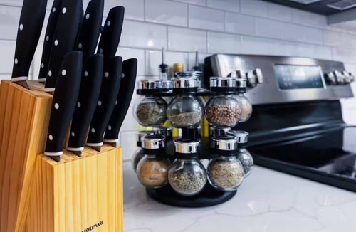 Salem House | Heights House - 93 Walkscore~Halloween~Grill