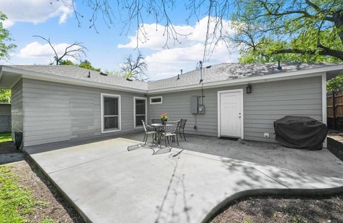 Fort Worth House | Heights House: Modern Comfort in Fort Worth, TX