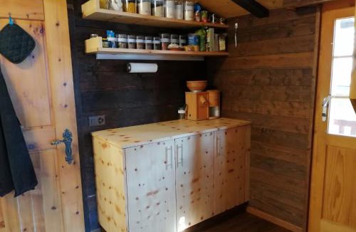 Staldenried  Gspon Apartment | Heimelige Wohnung in einem Walliser Haus