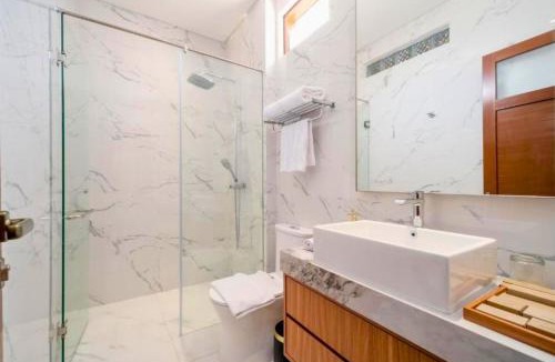 Ketewel Villa | Heliconia 5 BR Luxurious Beach Front Villa