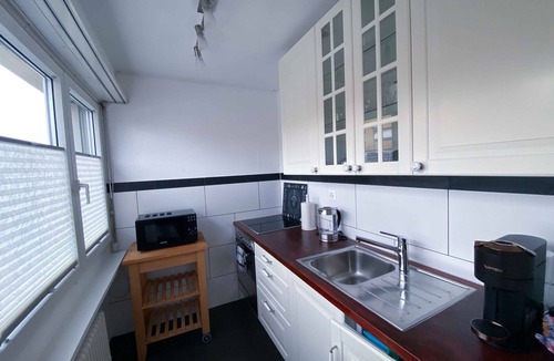 Allschwil Apartment | Hell und Geräumig Direkt bei Basel
