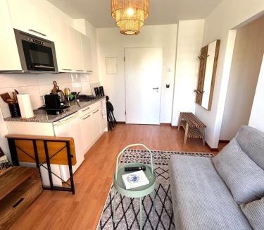 District 4 Apartment | Helle Wohnung im Herzen von Zürich 24h CheckIn