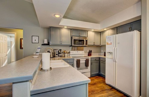 Star House | Hello Dolly! Star, ID near river and wineries!