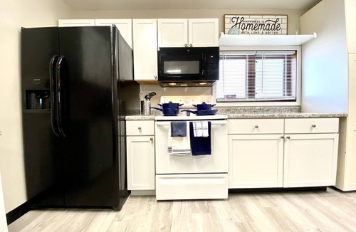 Coralville Apartment | Hello Louise Patio HuluTV Spacious