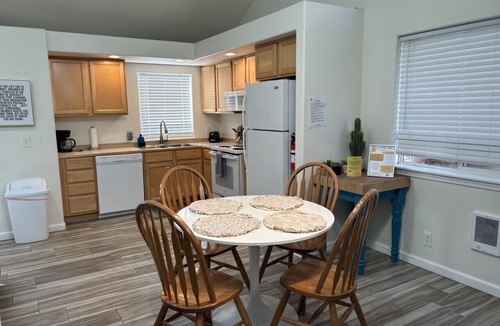 Mountain View District House | Hello Mellow Yellow - 2 King Bed, Dog Friendly, Walkable!