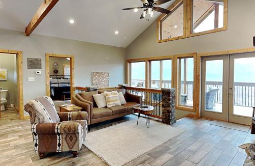 Chalet Village North House | Hello Smokys