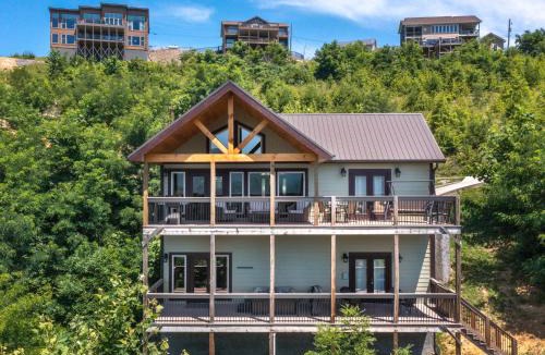 Chalet Village North House | Hello Smokys