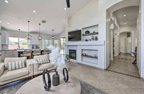 Arabian Views House | Hello Sunshine! Private Heated Pool Included!