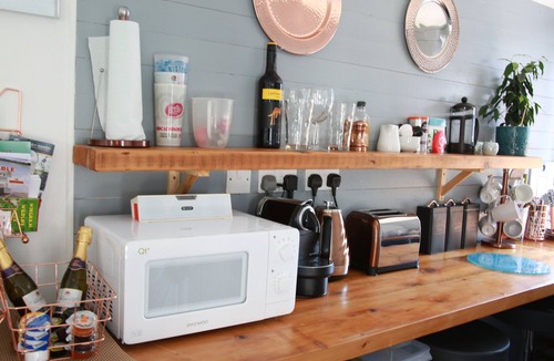 Seasalter Cabin | Hello Whitstable - Private Cabin at The Beach