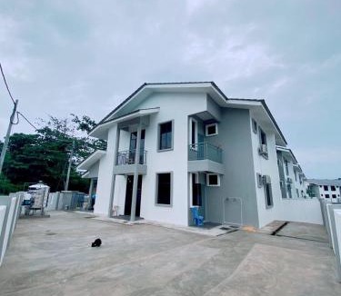 Kampung Batin House | HELLOKITTY HOUSE - Unit 3