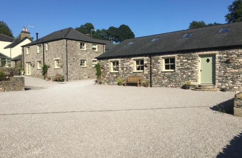Kendal House | Helm Mount Lodge & Cottages