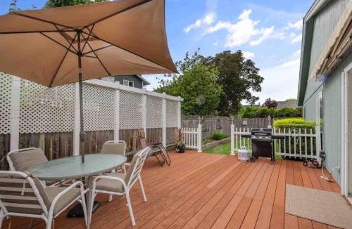 Hillsboro House | Hemenway Fields