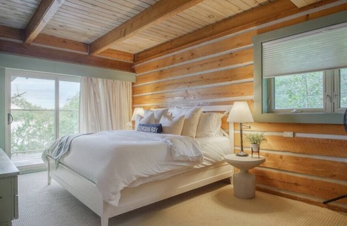 Parry Sound Cottage | Hemlock Hideaway Waterfront, Games Room, Hot Tub