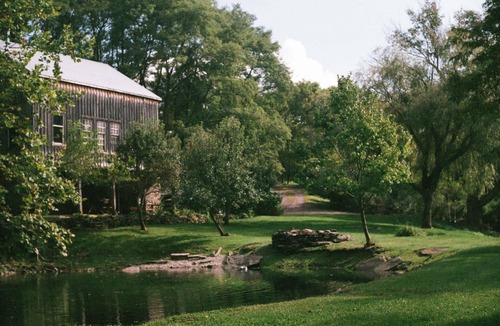 Callicoon House | Hemlock Hill Barn - Hillside Views + Pond