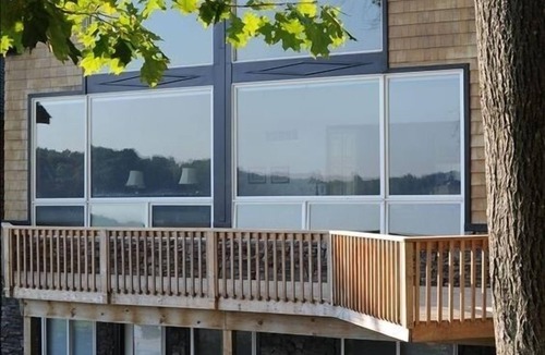 Reading House | Hemlock Lake House