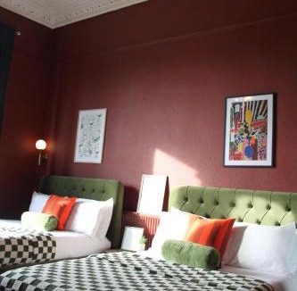 Bordesley Apartment | Hen and Stag Pad, Large Group Accom Digbeth Sleeps 24