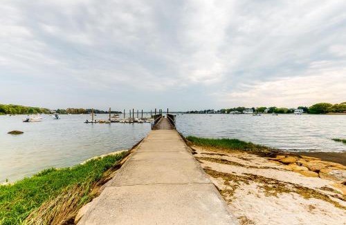 Pocasset House | Hen Cove Cottage