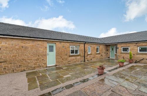 Haslingden House | Hen House View 2 - Uk41551