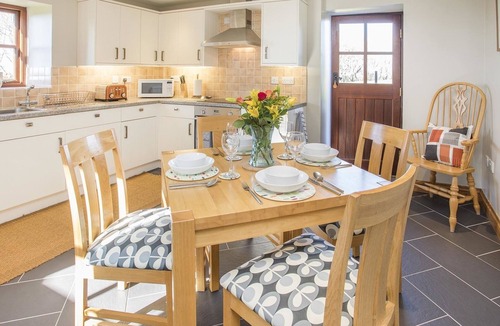 Llandwrog Cottage | Hen Stabl Llandwrog