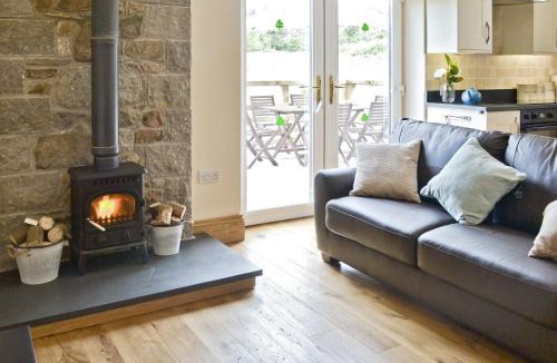 Llandwrog House | Hen Weithdy