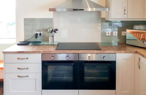 Llanfaethlu House | Hen Ysgol