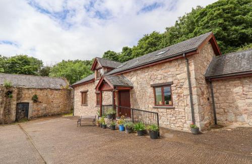 Rhyd-y-foel House | Henblas Cottage