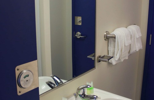 Sandy Hill Hotel | Henderson Residence University of Ottawa