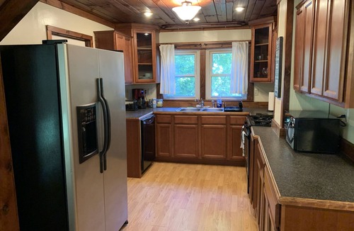 Valley Hill Cabin | HENDO HIDEAWAY