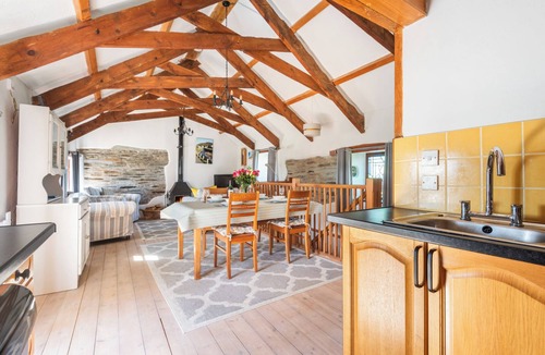 St Teath Cottage | Hendra Barn - Traditional Converted Barn