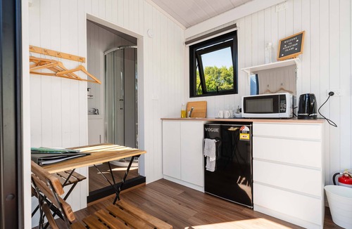 Stratford District House | Henge Cabin by Tiny Away