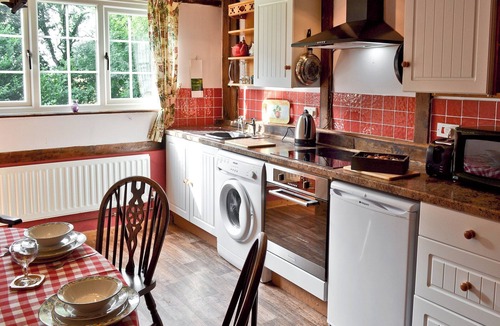 Cowbeech Cottage | Henley Bridge Holiday Cottage