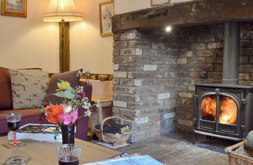 Cowbeech Cottage | Henley Bridge Holiday Cottage