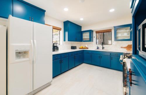 Yosemite West House | Henness House