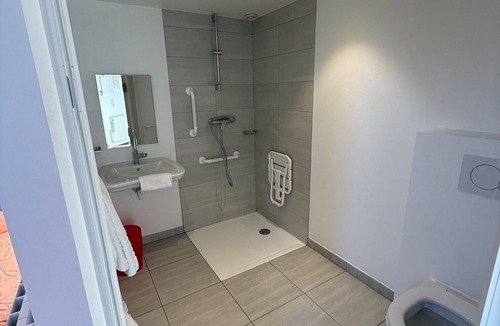 Rostrenen Hotel | Henri 4