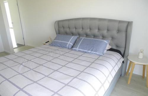 Port Victoria House | Henri's Place