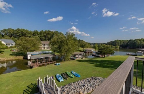Henrico House | Henrico Haven | Fantastic Location | Waterfront
