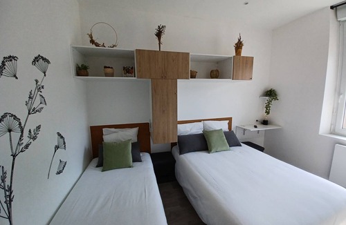 Haussonville-Blandan-Mon Desert-Saurupt Bed & Breakfast | Henriot House