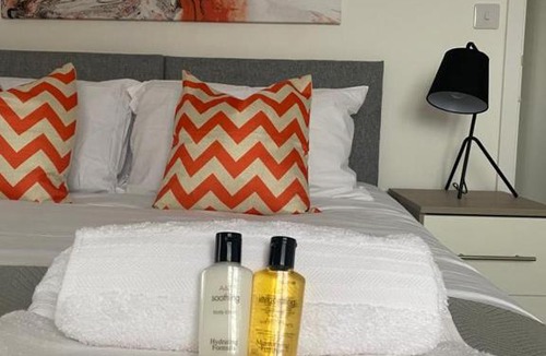 Thame House | Henry Blythe Gardens