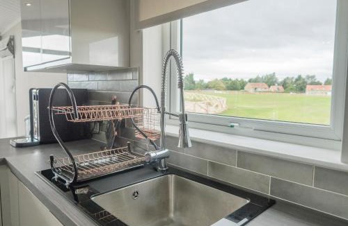 Carlton-in-Cleveland House | Henry Bolckow Lodge - Ukc4059