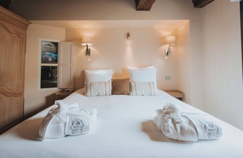 Beaune Hotel | Henry II Hotel