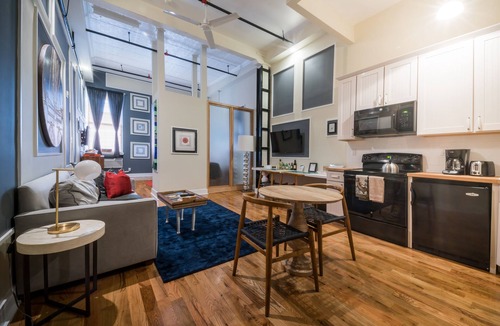 Greenpoint Hotel | Henry Norman Hotel